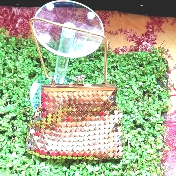 Glitzy ART Lumured Gold Mesh Germany Clam Shell Fancy Special Bag Purse 5" sq - Picture 5 of 13